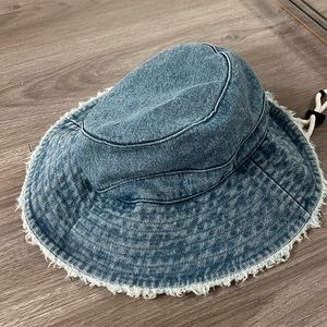 Zara denim bucket hat size medium w drawstring never wrong
